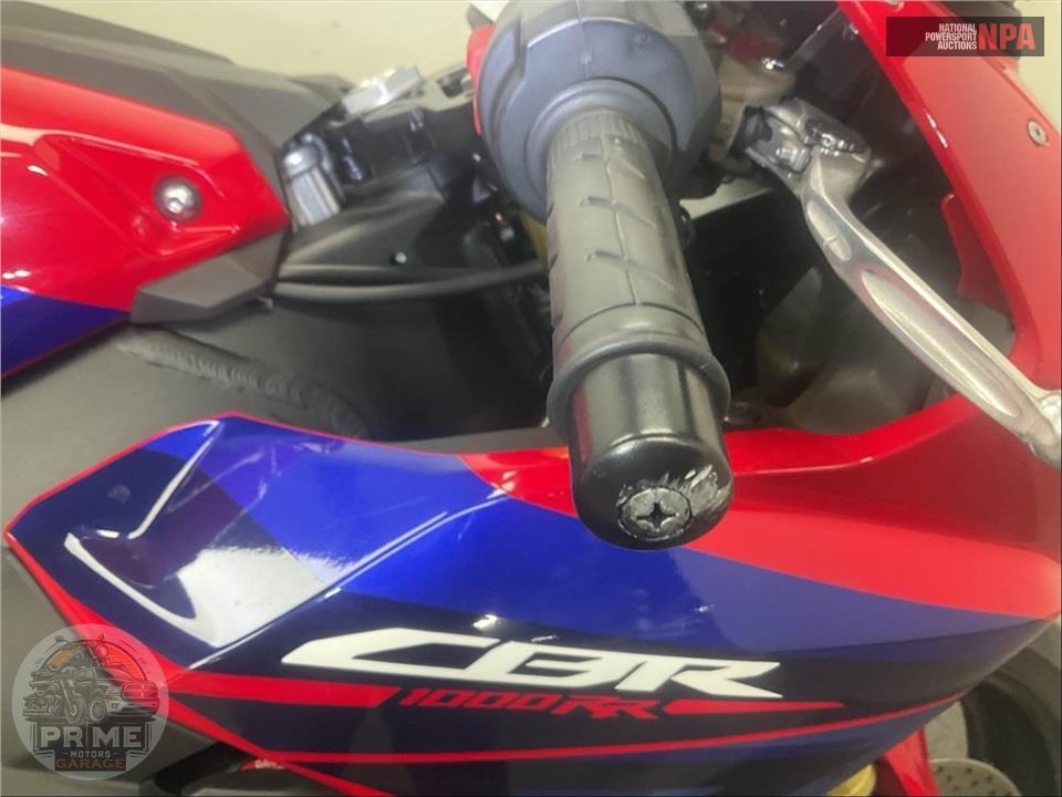 2023 Honda CBR1000RA (ABS) — фото 25