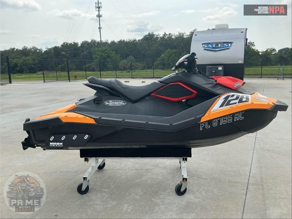 2016 SEADOO/BRP SPARK 2UP