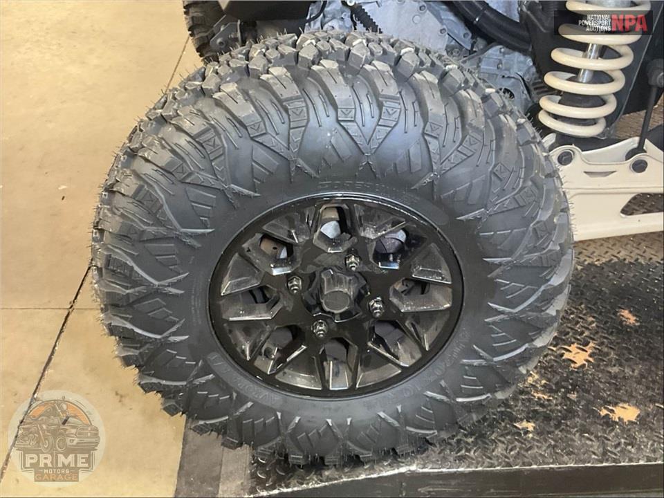 2023 Can-Am MAVERICK X3 MAX X DS TURBO RR 64 (BLACK ONLY) — фото 27