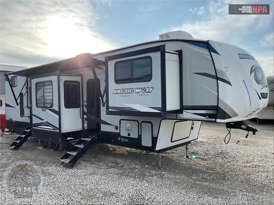 2022 Cherokee By Forest River M-3990SUITE ARCTIC WOLF FIFTH WHEEL SERIES — фото 1
