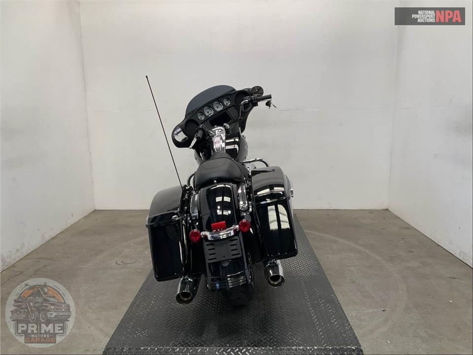 2023 Harley-Davidson FLHX STREET GLIDE — фото 4