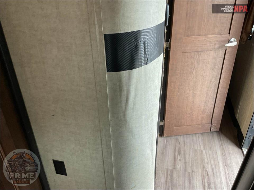2015 Keystone Rv M-303 - IMPACT TOY HAULER SERIES — фото 29