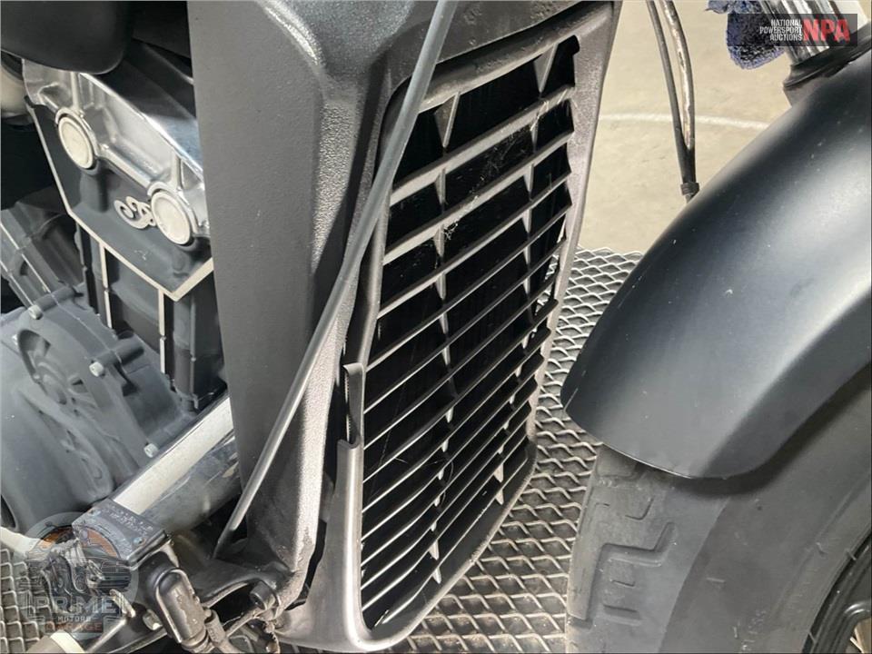 2021 Indian Motorcycle SCOUT BOBBER (ABS, BLACK SMOKE) — фото 13
