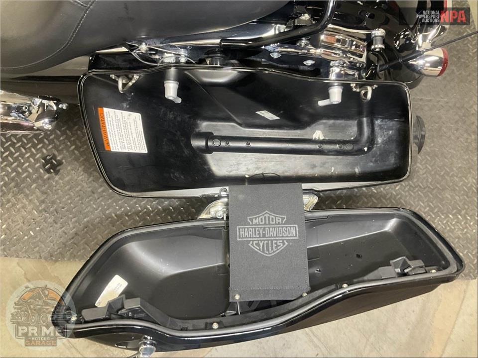 2022 Harley-Davidson FLHX STREET GLIDE — фото 22