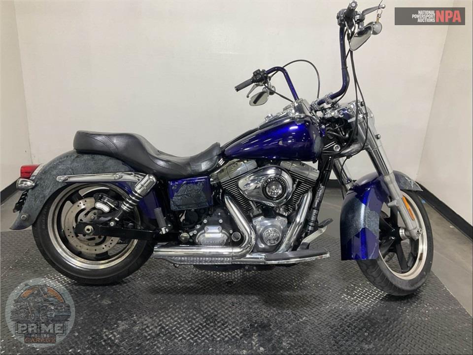 2012 Harley-Davidson FLD-103 DYNA SWITCHBACK — фото 1