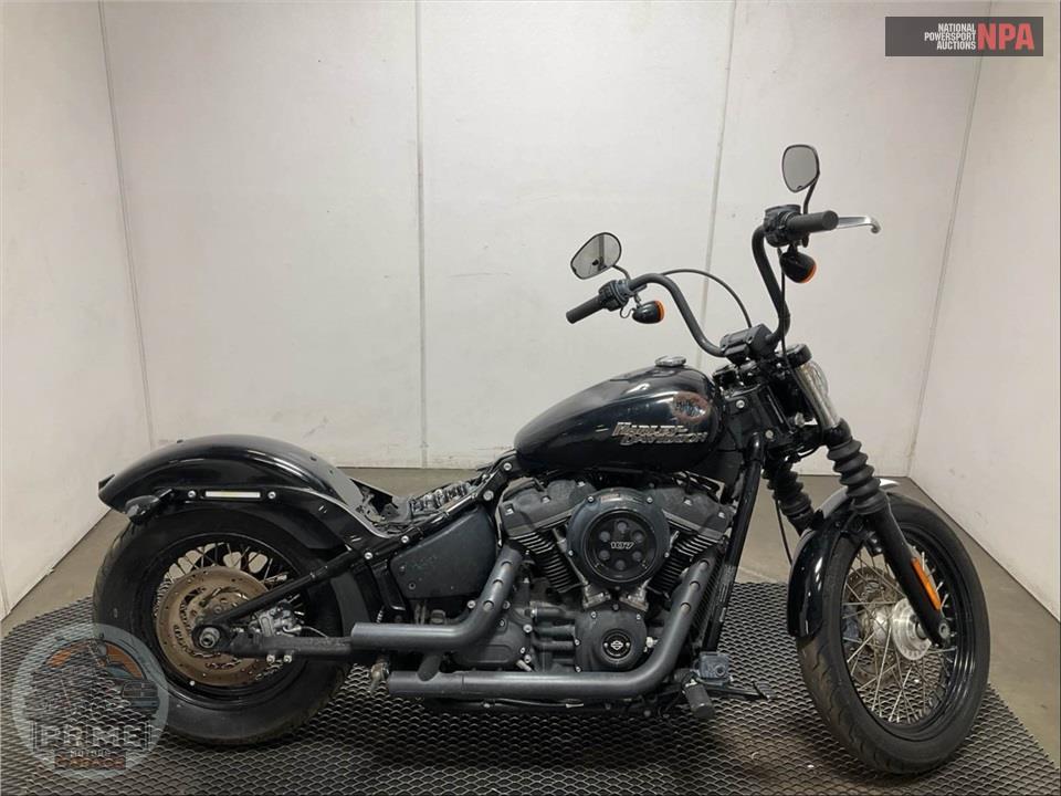 2019 Harley-Davidson FXBB STREET BOB — фото 1