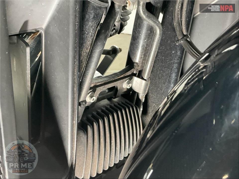 2021 Harley-Davidson FLTRK ROAD GLIDE LIMITED — фото 10