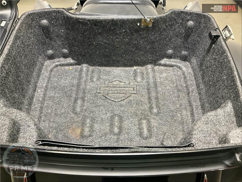 2013 Harley-Davidson FLHTCUTG TRIGLIDE UL CLSC — фото 23