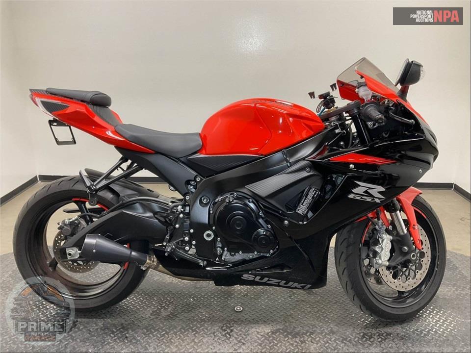 2022 Suzuki GSX-R600 — фото 1