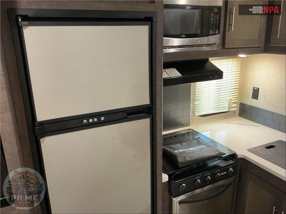 2019 Crossroads Rv M-253 RB - SUNSET TRAIL SUPER LITE SERIES — фото 12