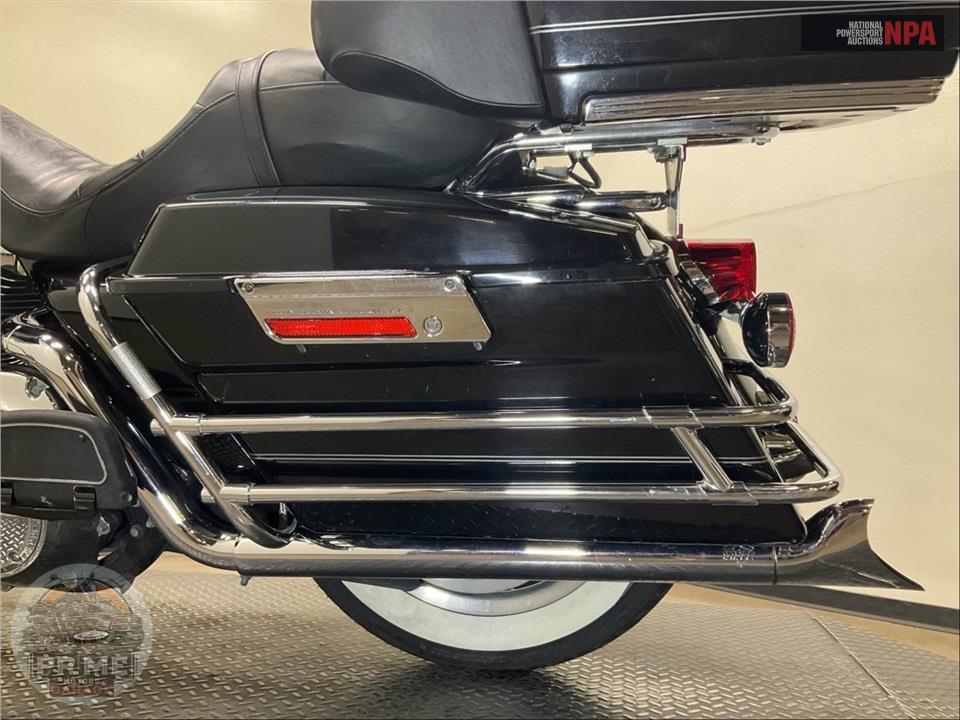 2007 Harley-Davidson FLHTC ELECTRA GLIDE CLASSIC — фото 18