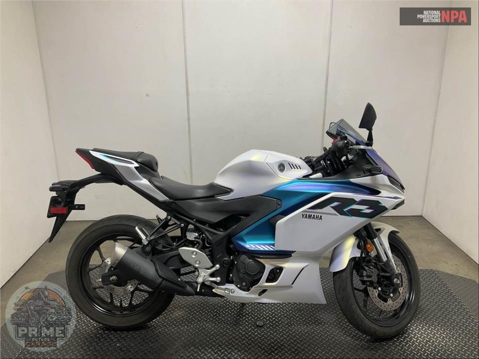2025 Yamaha YZF-R3 — фото 1