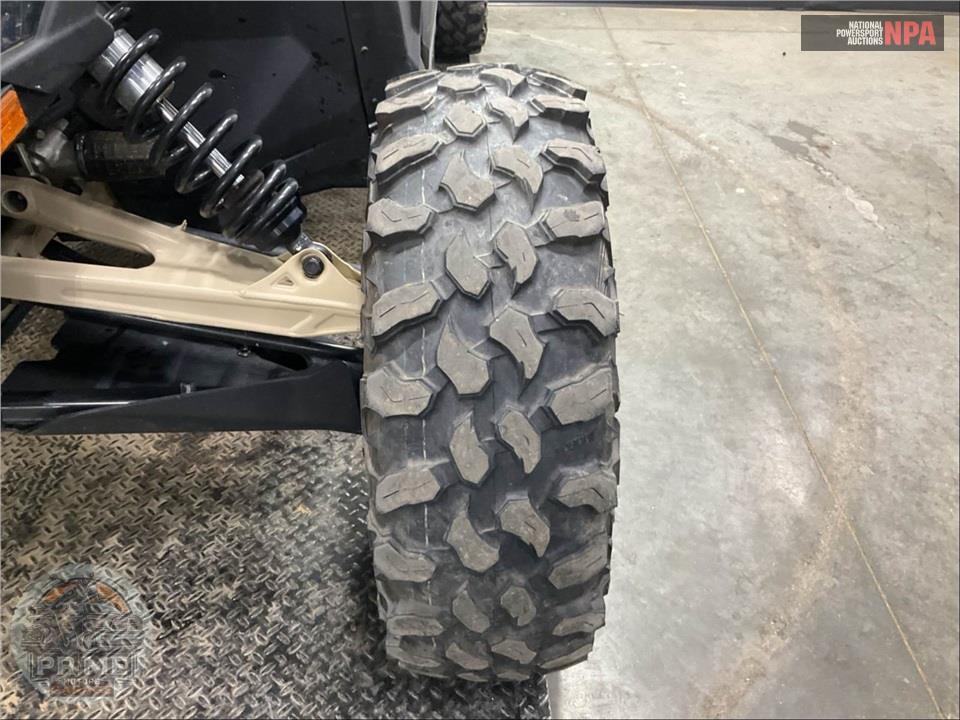 2023 Can-Am MAVERICK X3 X RC  TURBO RR 72 — фото 20