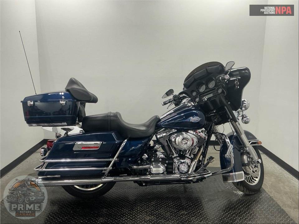 2013 Harley-Davidson FLHTC ELECTRA GLIDE CLSC — фото 1