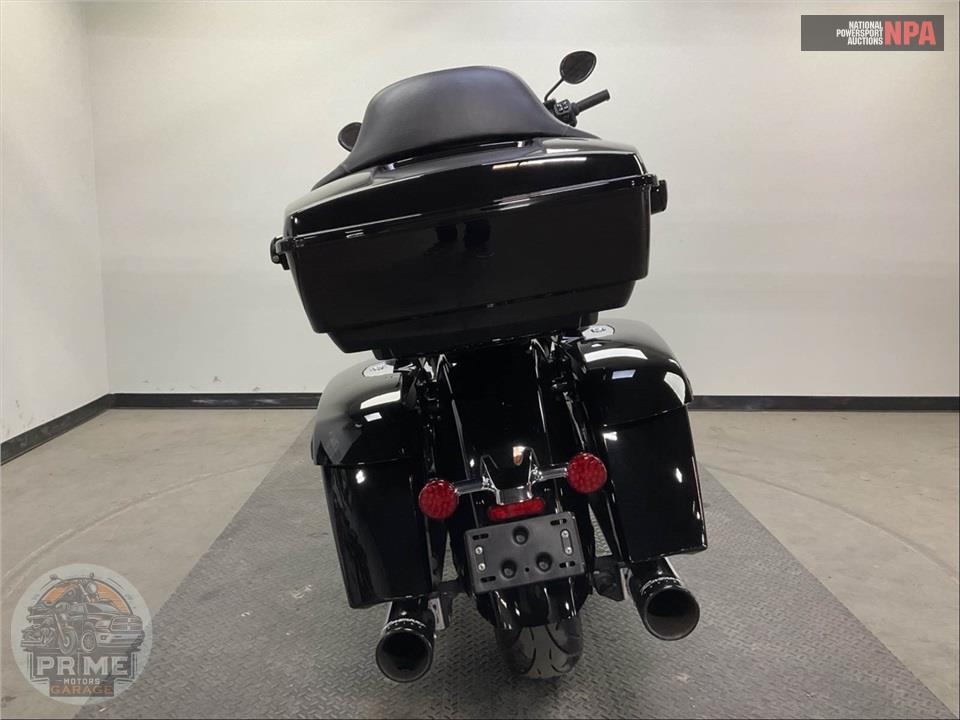 2023 Indian Motorcycle CHALLENGER (BLACK) — фото 4
