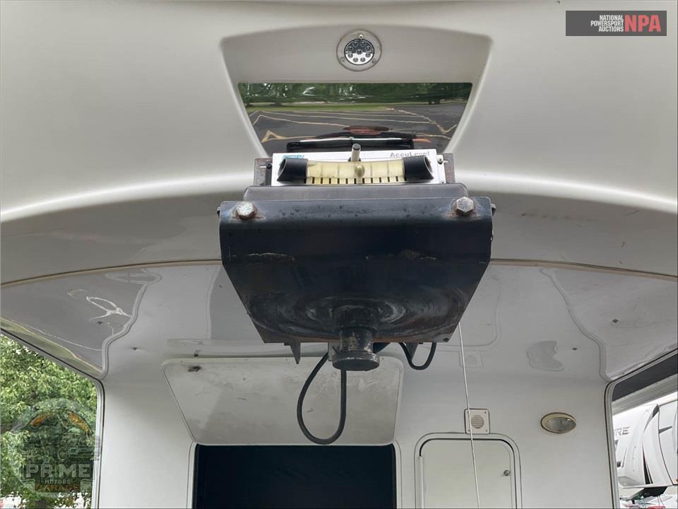 2013 Keystone Rv M-3582RL MONTANA HICKORY FIFTH WHEEL SERIES — фото 44