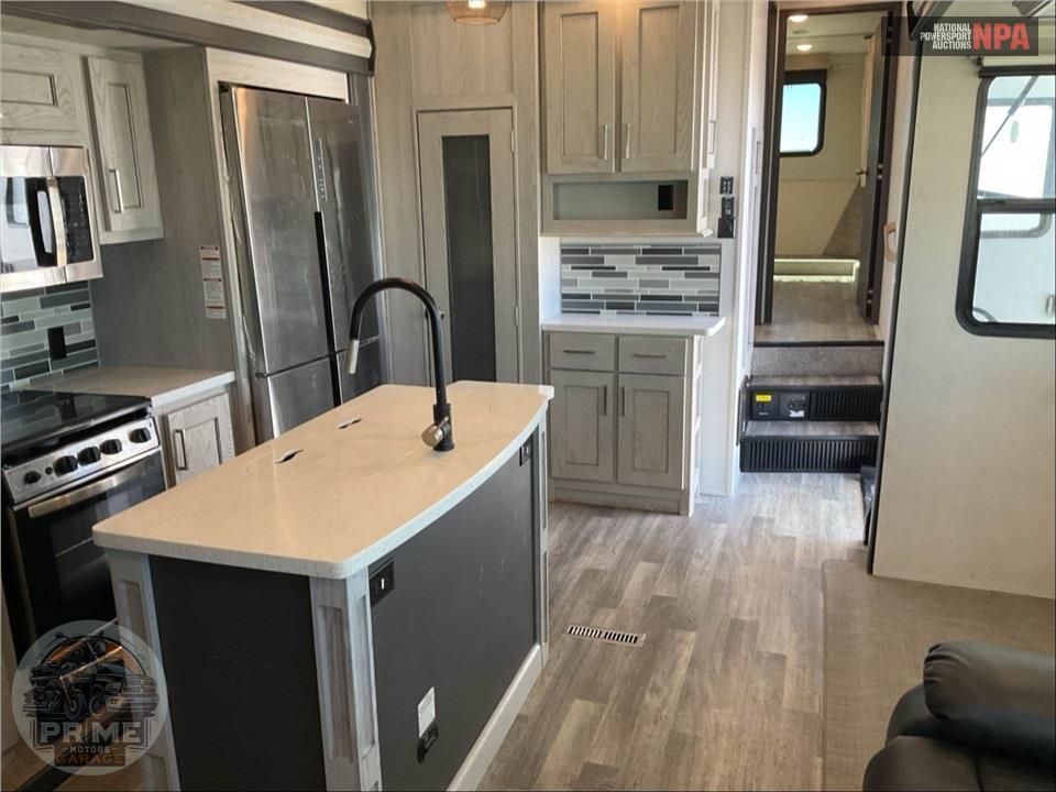 2021 Keystone Rv M-334 BH - MONTANA HIGH COUNTRY FIFTH WHEEL SERIES — фото 9