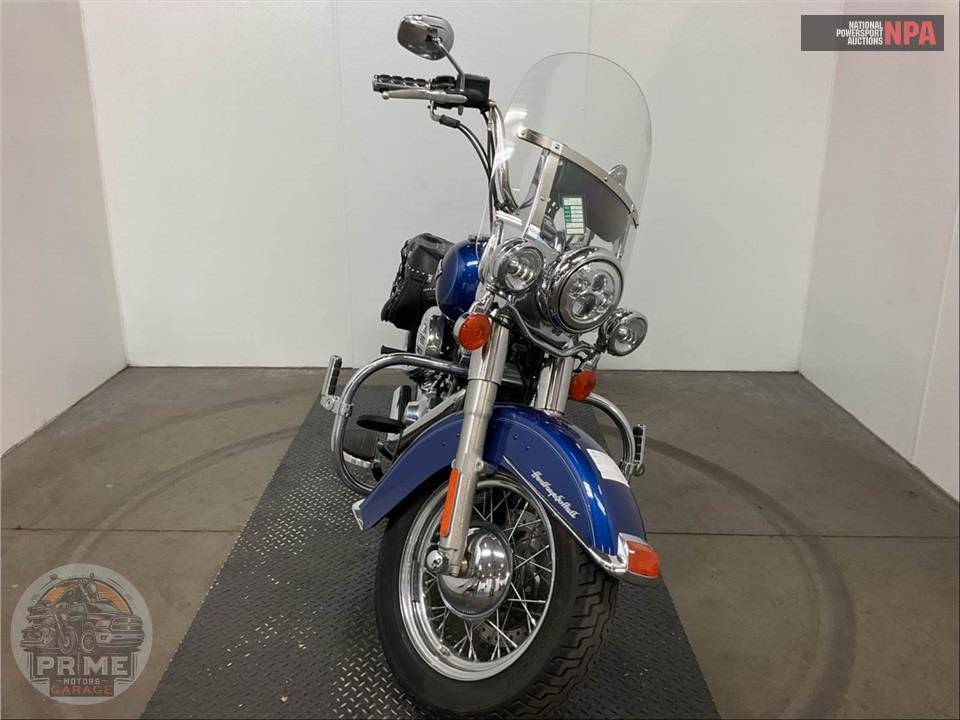 2015 Harley-Davidson FLSTC HERITAGE SOFTAIL CLASSIC — фото 2