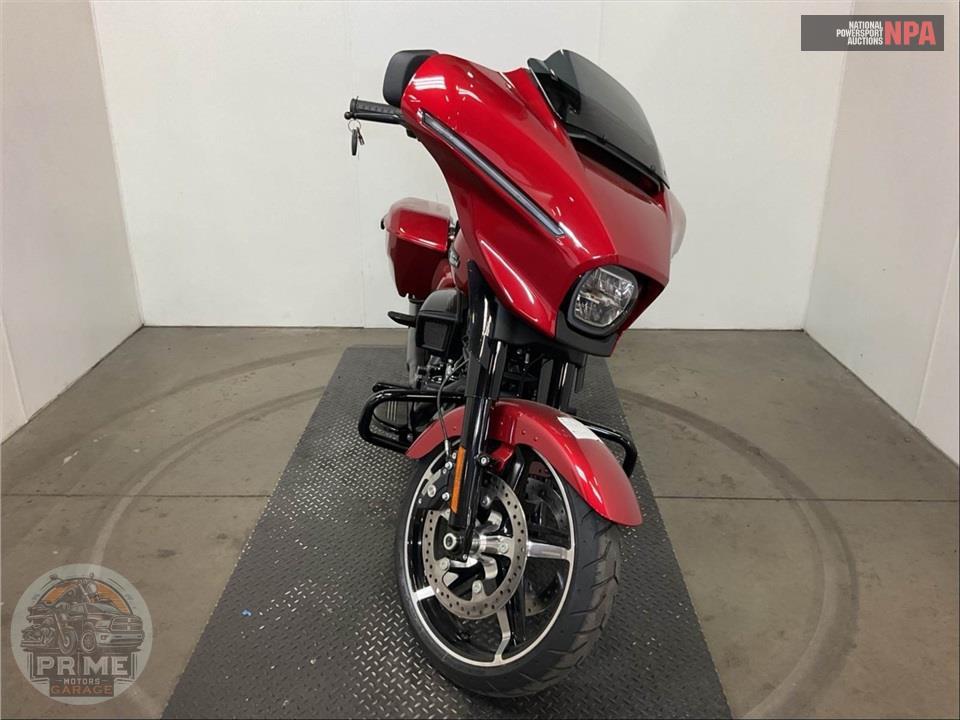 2025 Harley-Davidson FLHX STREET GLIDE — фото 2