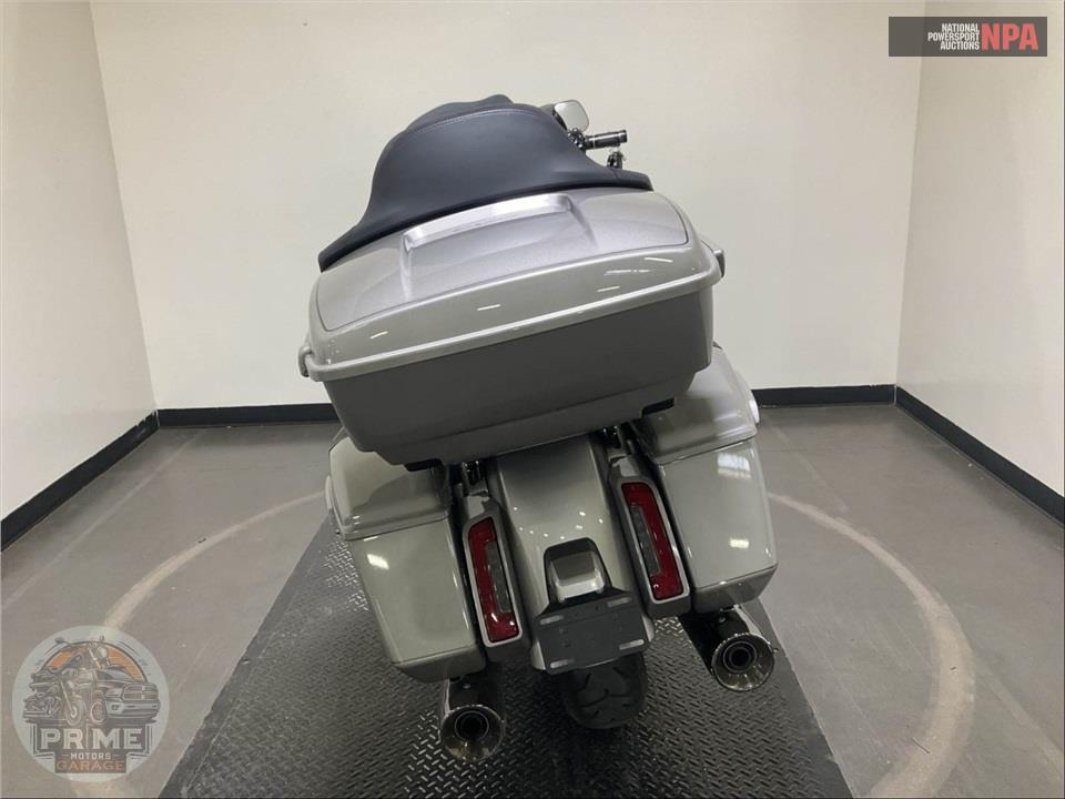 2023 Harley-Davidson FLHXSE CVO STREET GLIDE — фото 4