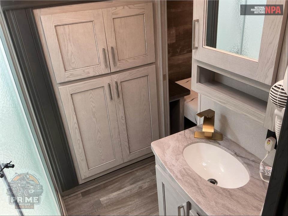 2021 Keystone Rv M-335 BH MONTANA HIGH COUNTRY FIFTH WHEEL SERIES — фото 16