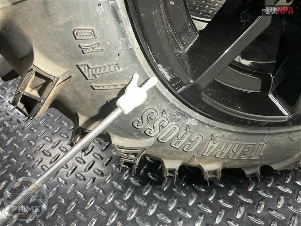2024 Can-Am OUTLANDER MAX XT-P 850 — фото 23