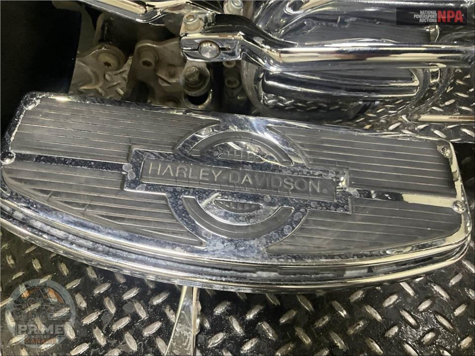 2016 Harley-Davidson FLHTCUL ULTRA CLASSIC LOW — фото 38