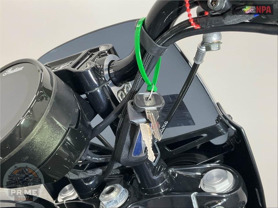 2025 Indian Motorcycle SPORT SCOUT LIMITED WITH TECHOLOGY PACKAGE (COLOR) — фото 9