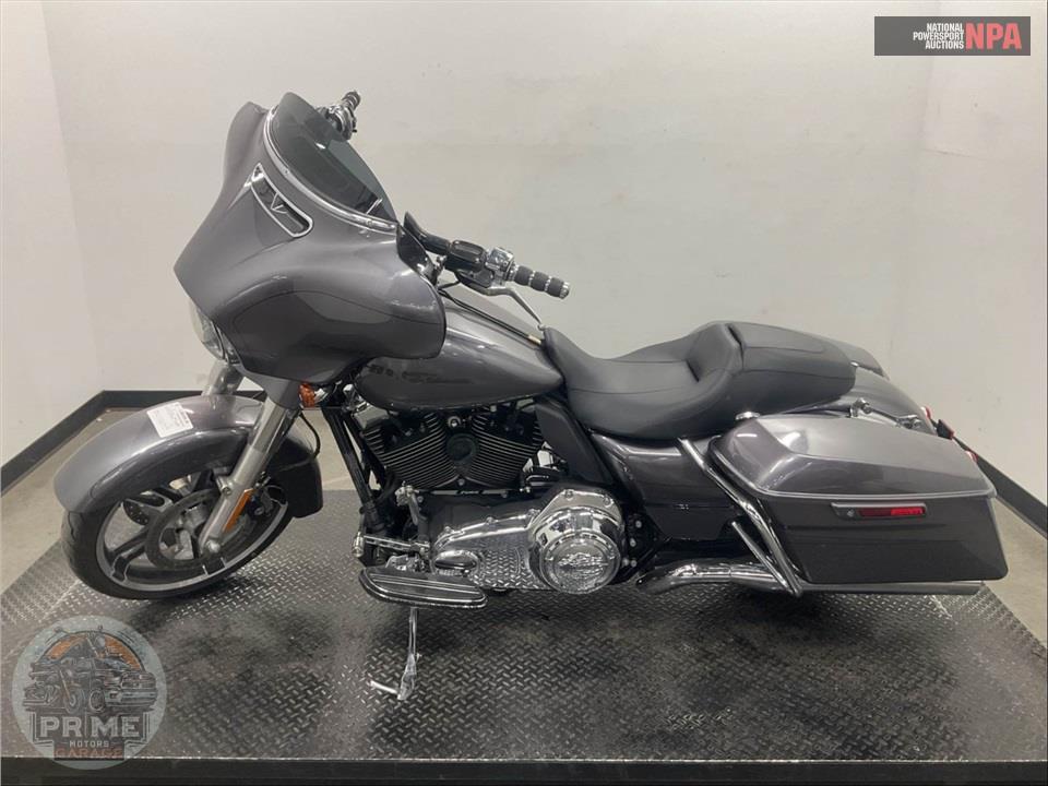 2015 Harley-Davidson FLHXS STREET GLIDE SPECIAL — фото 3
