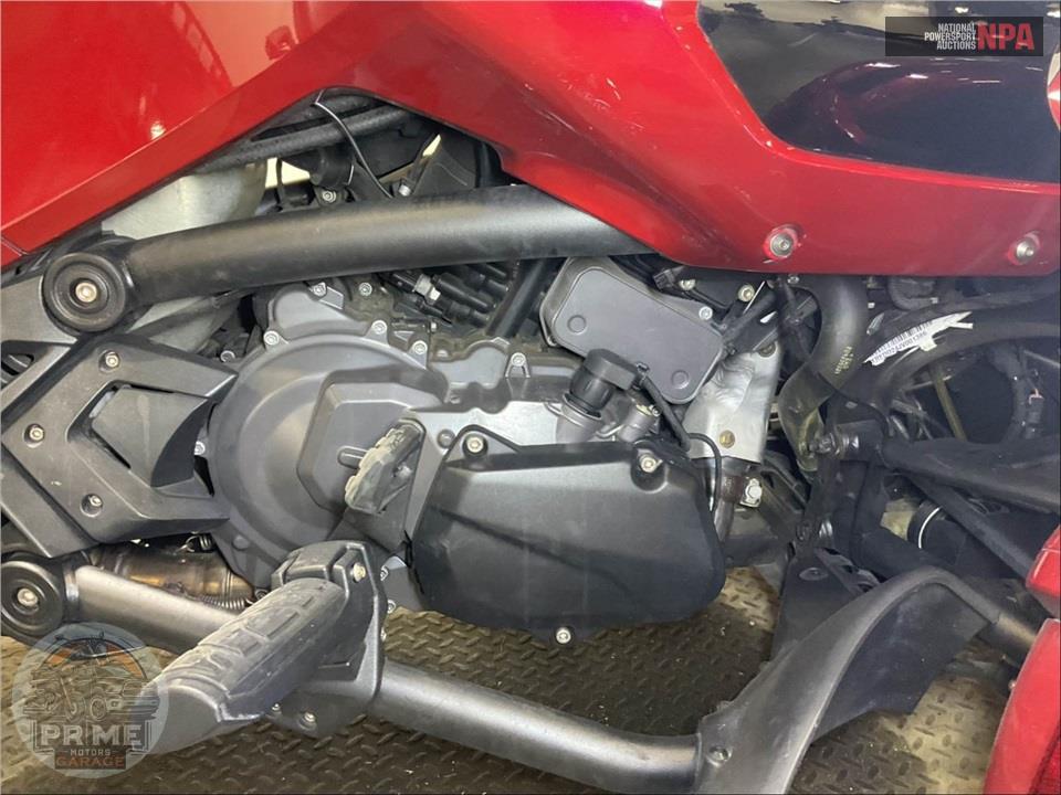 2018 Can-Am SPYDER F3-T SE6 — фото 6