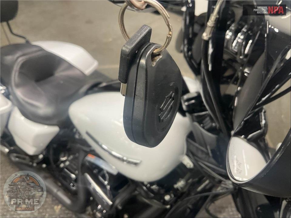 2020 Harley-Davidson FLHXS STREET GLIDE SPECIAL — фото 10