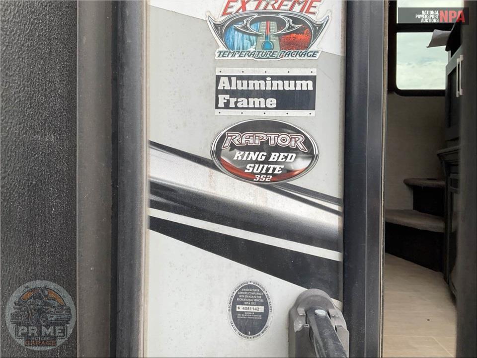 2016 Keystone Rv M-352 TS - RAPTOR TOY HAULER TOY HAULER SERIES — фото 5