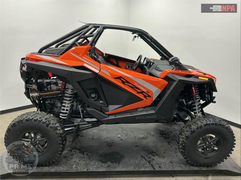 2023 Polaris RZR TURBO R ULTIMATE — фото 1