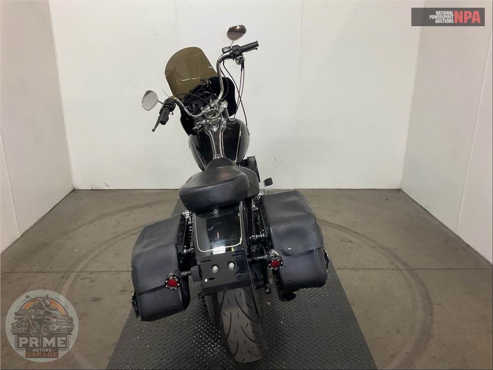 2017 Harley-Davidson FXDWG-103 DYNA WIDE GLIDE — фото 4