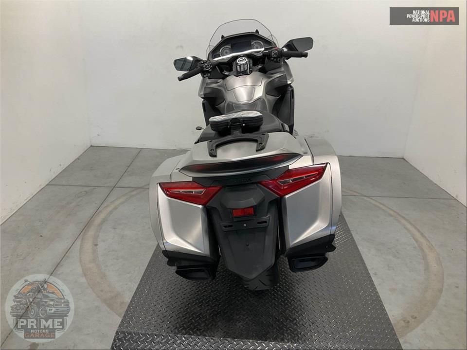 2018 Honda GL1800BD GOLDWING DCT — фото 4