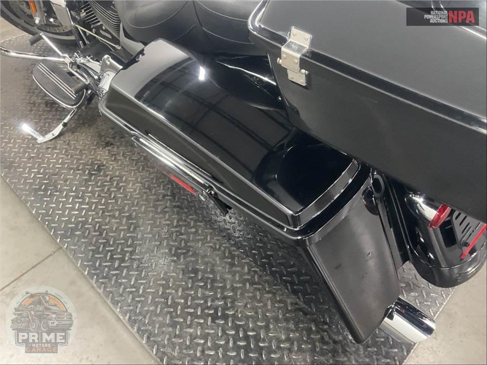 2011 Harley-Davidson FLHX-103 STREET GLIDE — фото 20