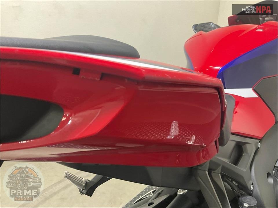 2022 Honda CBR1000RR — фото 26