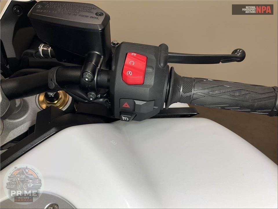 2026 Suzuki GSX-S1000GT+ — фото 19