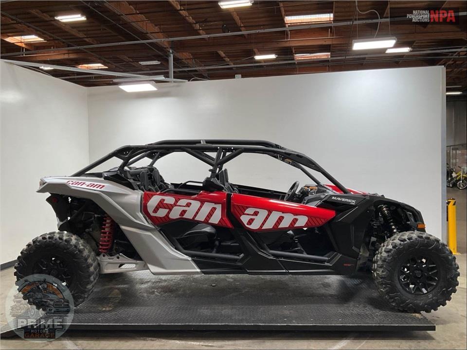2025 Can-Am MAVERICK X3 MAX DS TURBO (RED & SILVER) — фото 1