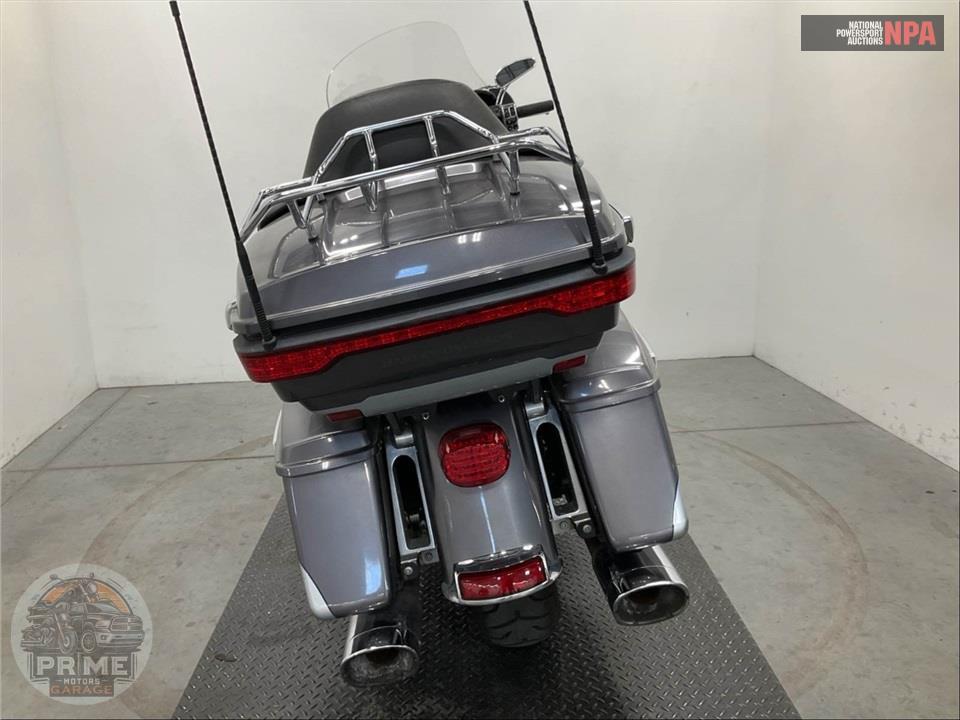 2014 Harley-Davidson FLHTK ELECTRA GLIDE ULTRA LIMITED — фото 4