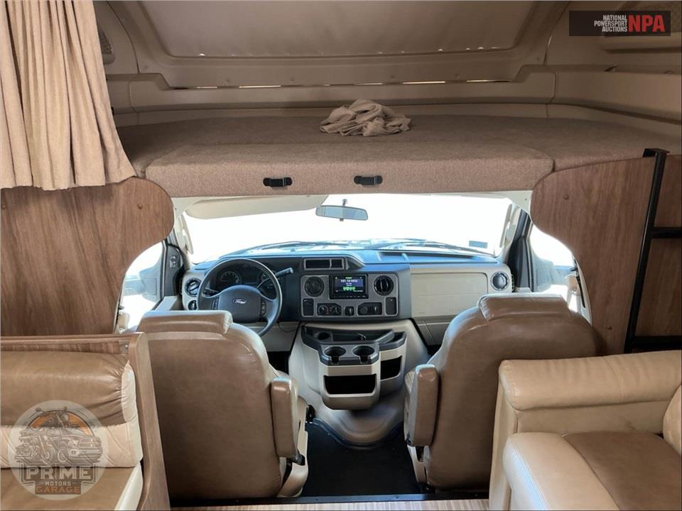 2018 Jayco M-30 XP FORD E450 - GREYHAWK PRESTIGE SERIES — фото 16