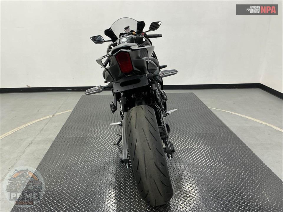 2025 Yamaha YZF-R7 — фото 4