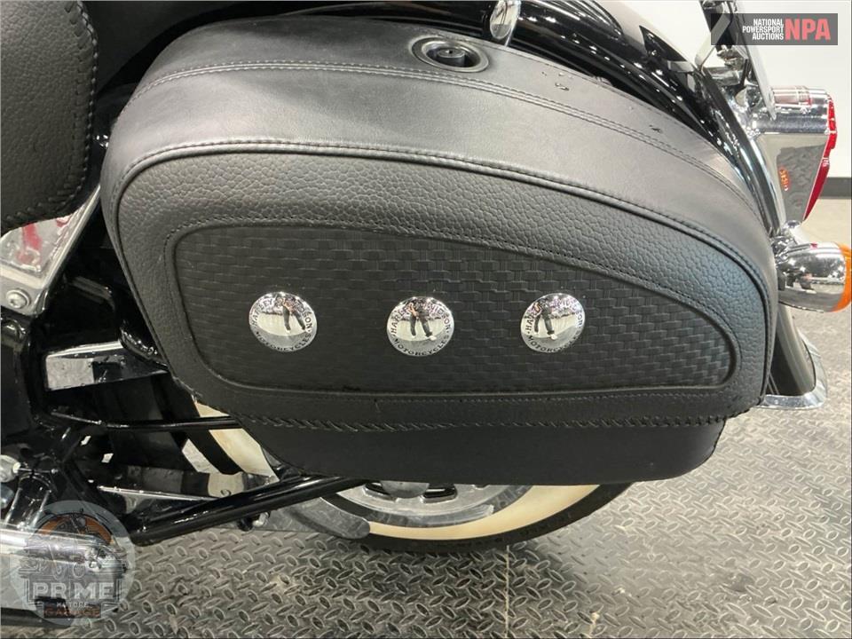 2015 Harley-Davidson FLSTN SOFTAIL DELUXE — фото 18