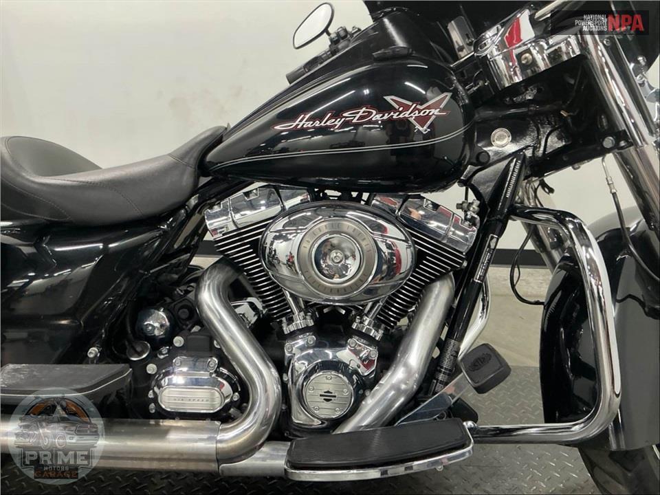 2013 Harley-Davidson FLHR ROAD KING — фото 6