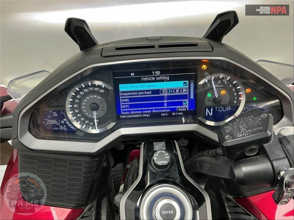 2018 Honda GL1800 GOLDWING TOUR (RED) — фото 5