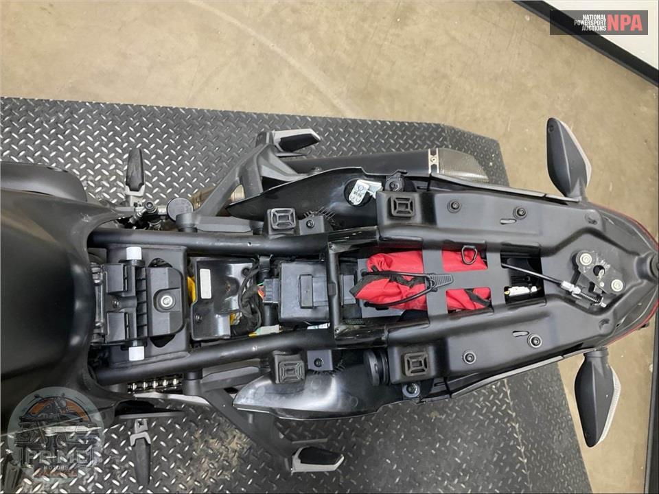 2020 Ducati MONSTER 821 STEALTH — фото 15