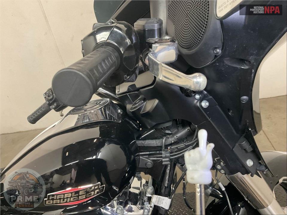 2024 Harley-Davidson FLHX STREET GLIDE — фото 25