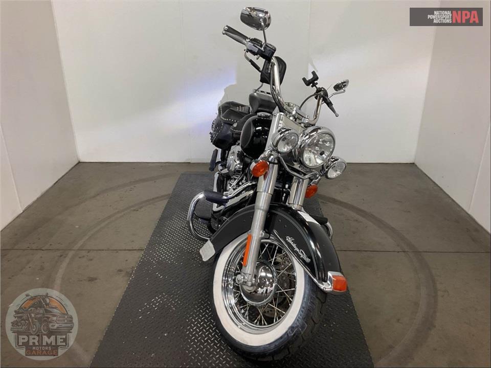 2008 Harley-Davidson FLSTC HERITAGE SOFTAIL CLASSIC — фото 2