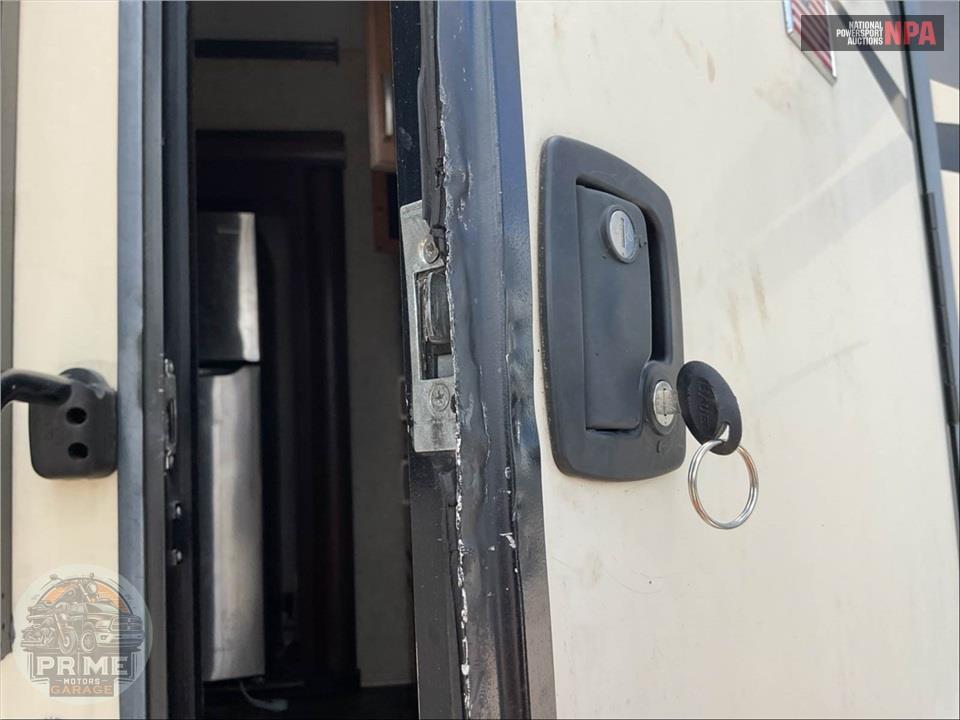 2017 Keystone Rv M-3661 RL MONTANA FIFTH WHEEL SERIES — фото 23