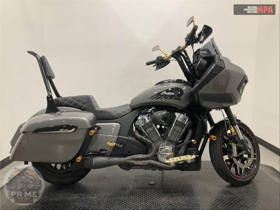2020 Indian Motorcycle CHALLENGER — фото 1